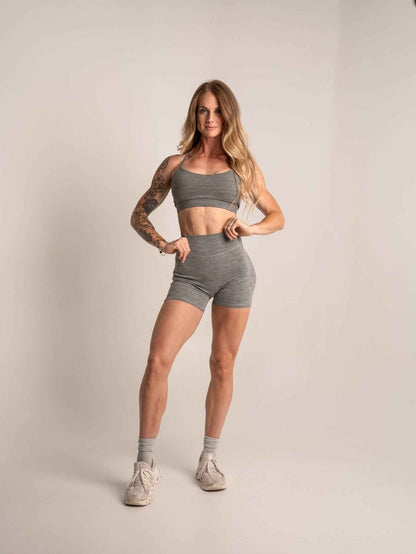 WOMEN'S | DEBUT 4-INCH SHORT : GRAY